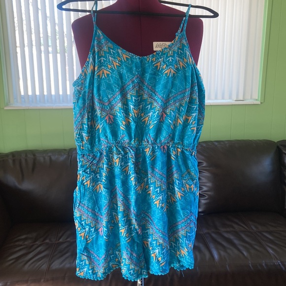 Target brand romper bundle (2) - Picture 6 of 9